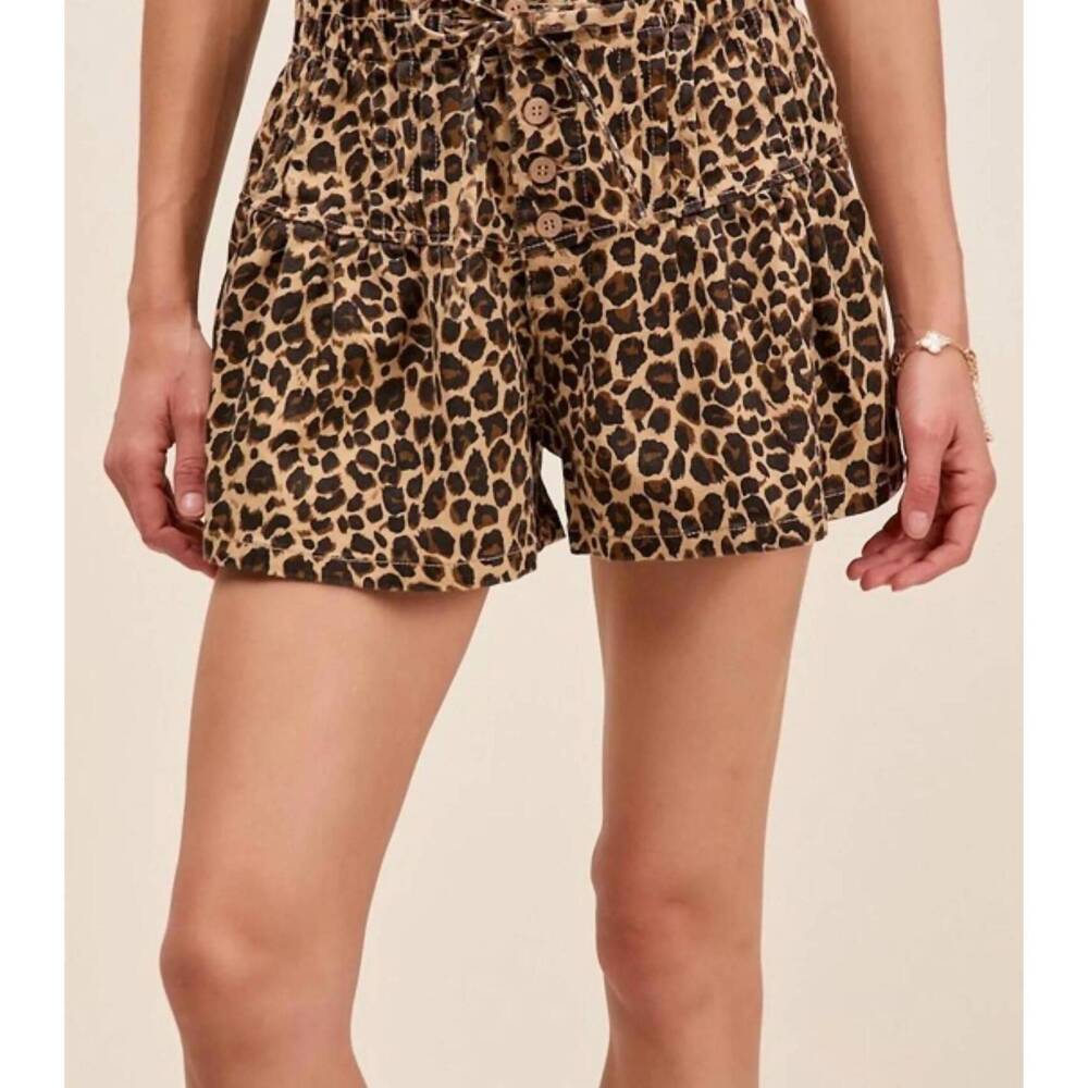 NEW SO ME twill pintucked button shorts in leopard